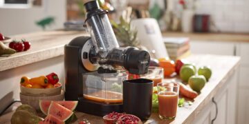 Cel mai bun storcator de fructe si legume