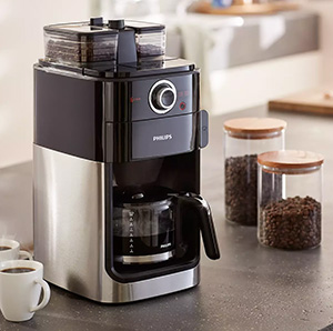 Cafetiera cu rasnita incorporata