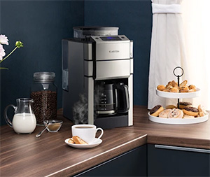 Cafetiera performanta cu aspect modern