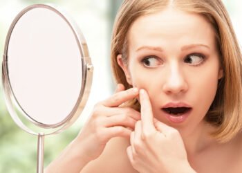 Cea mai buna crema impotriva cosurilor si acneei