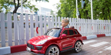 Cea mai bună mașinuță electrică pentru copii