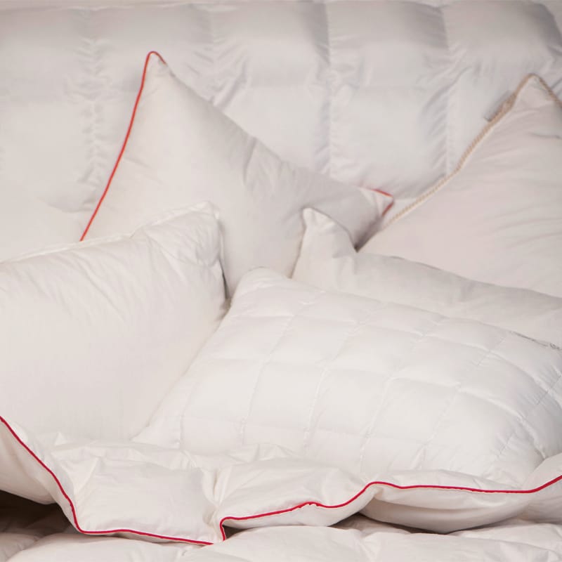 Pilota din puf de gasca cu husa bumbac Ortopedicus