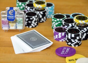 Cel mai bun set de poker