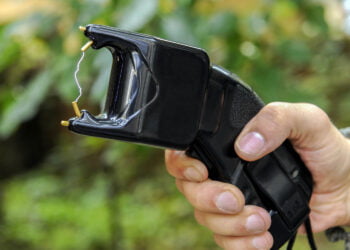 Cel mai bun electrosoc pentru autoaparare