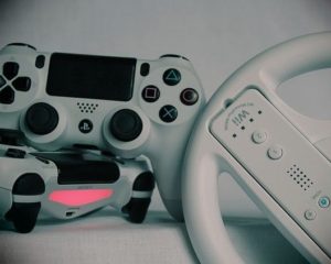 Controllere consola gaming