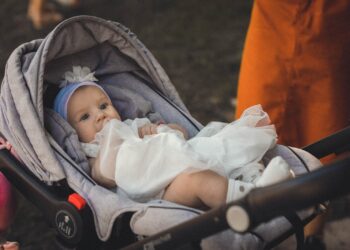 Cel mai bun cărucior 3 în 1 pentru copii