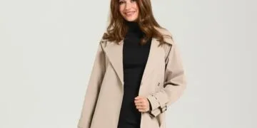 Rochii elegante pentru femei: inspirație stilistică în bleumarin și negru