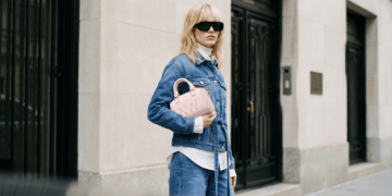 De ce este o geaca de blugi barbati piesa ideala pentru tinutele casual