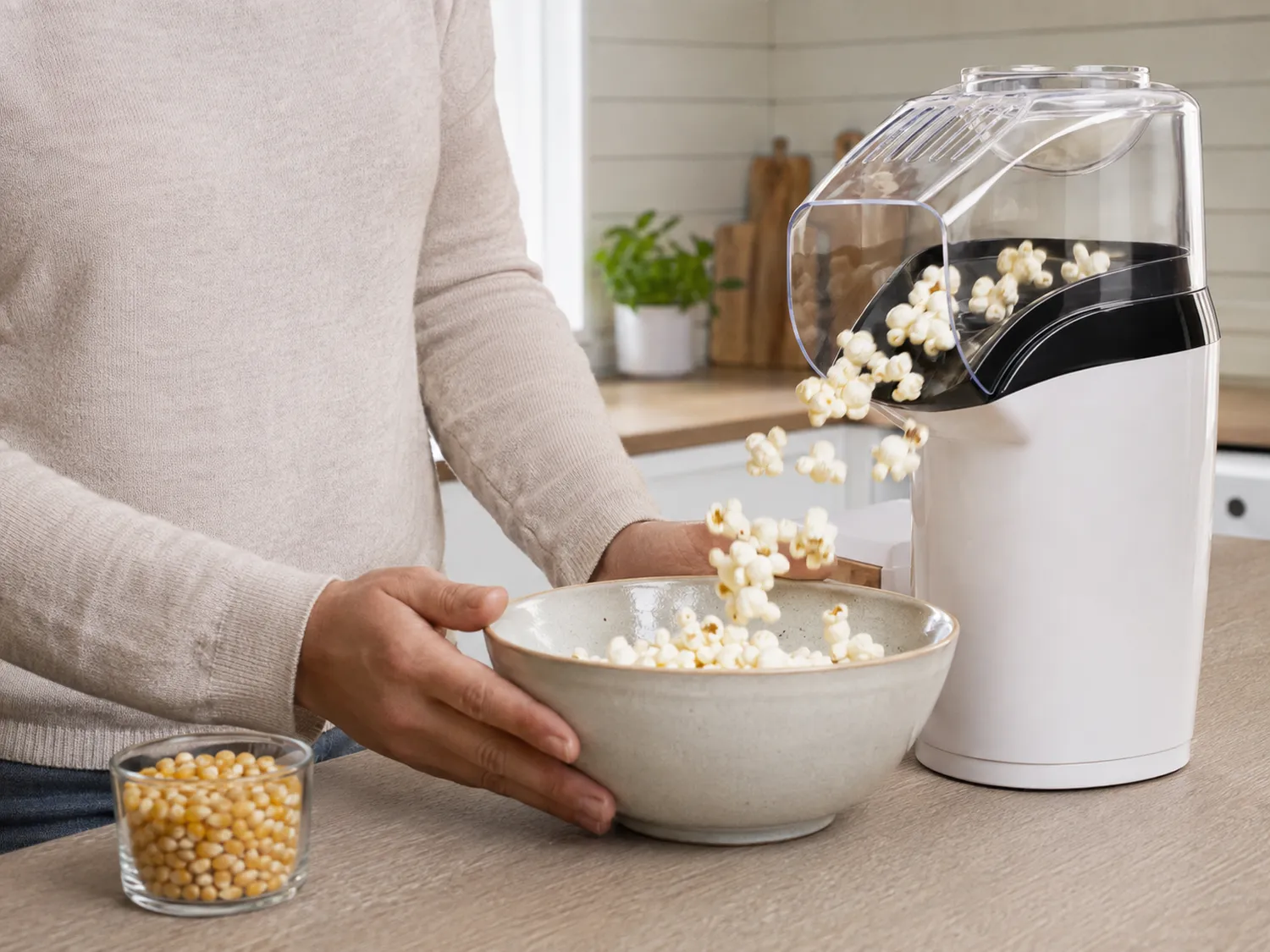 Aparat de popcorn cu aer cald, fără ulei